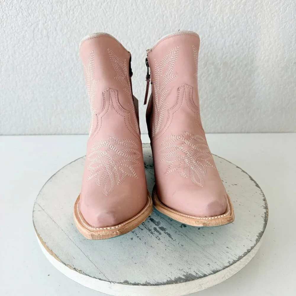 Lane Boots Gallatin Womens Cowboy Bootie Pink Western Short Boots Snip Toe 8.5